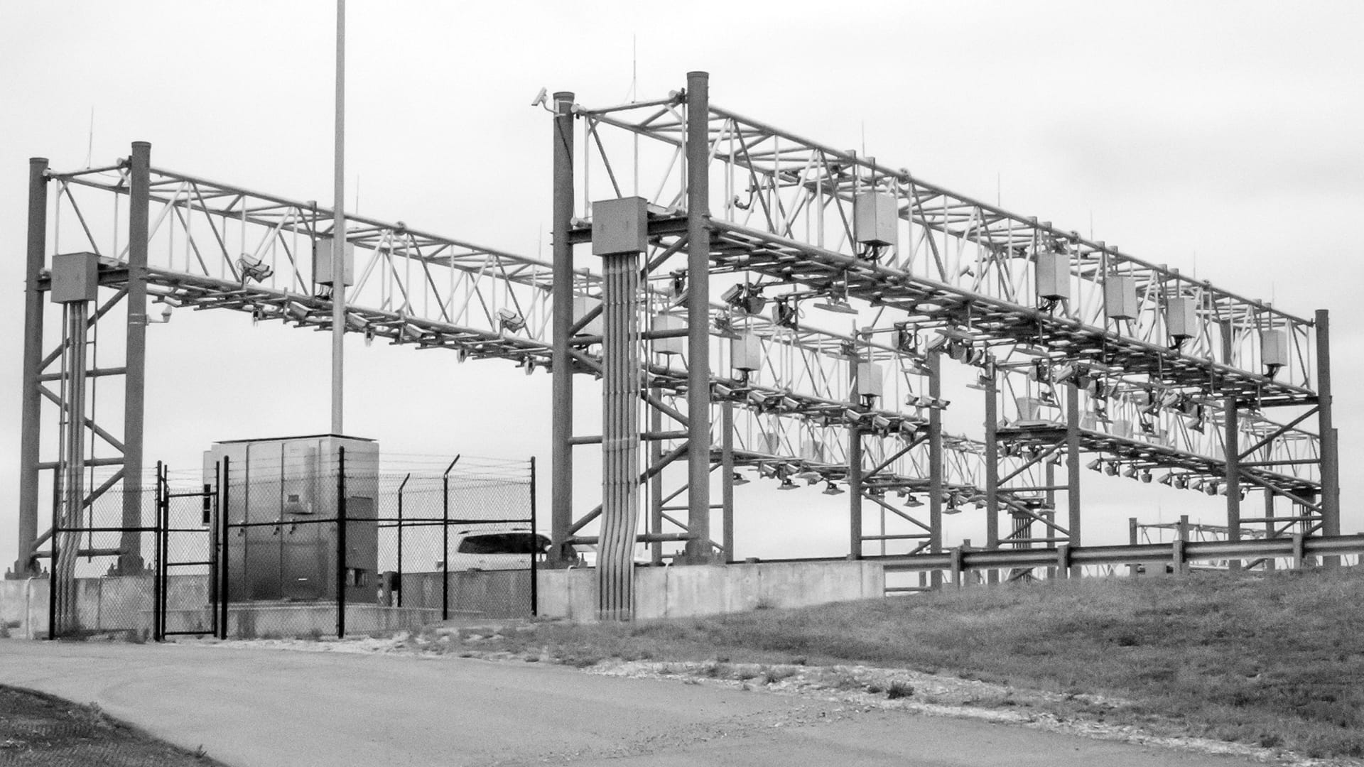 Weigh-in-motion and tolling gantry structure with detection sensors — James H Drew Corporation WIM and electronic tolling installation